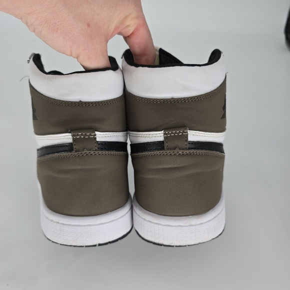 AIR JORDAN RETRO 1 OG HIGH DARK MOCHA Multicolor shoes 10 mens - Picture 7 of 11